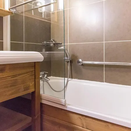 Duplex Renove Proche Pistes Et Commerces, Balcon Sud, 6 Pers., Casier A Skis - Fr-1-181-2442 *